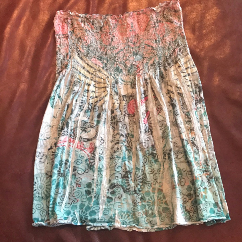 Strapless floral print shirt